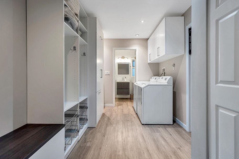 304 223 E Keith Road North Vancouver, BC - 30