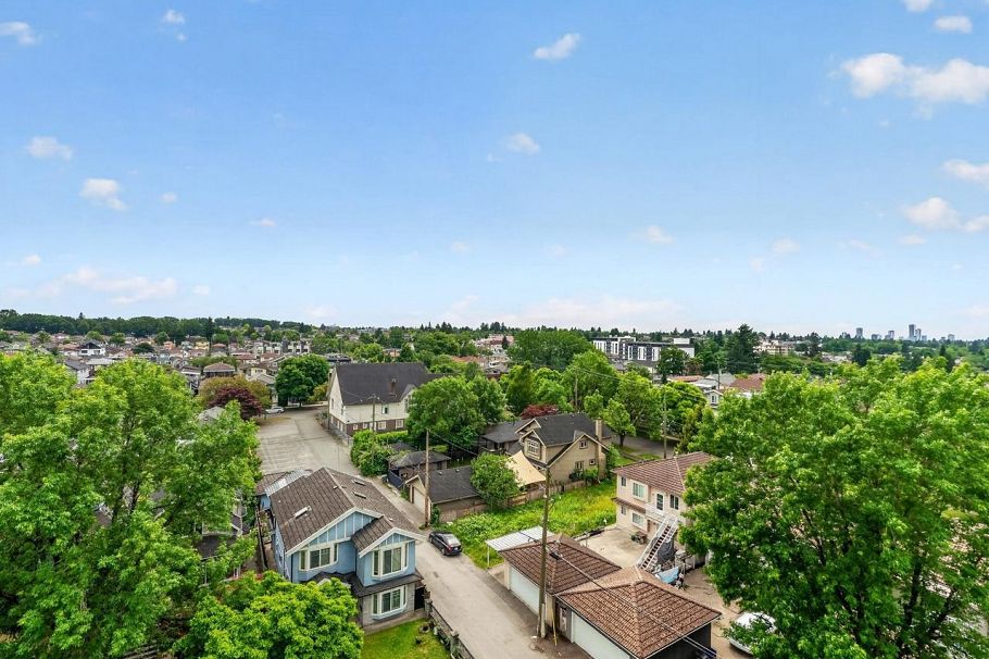 906 2221 E 30th Avenue Vancouver, BC - 23