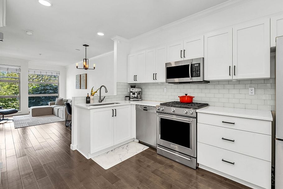 4 618 W 6th Avenue Vancouver, BC - 4