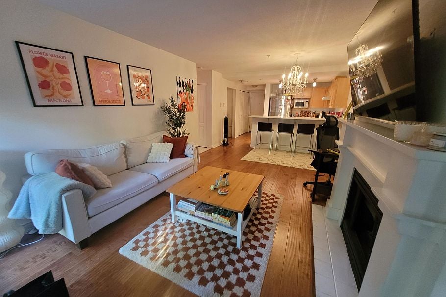 3068 W 4th Avenue Vancouver, BC - 13