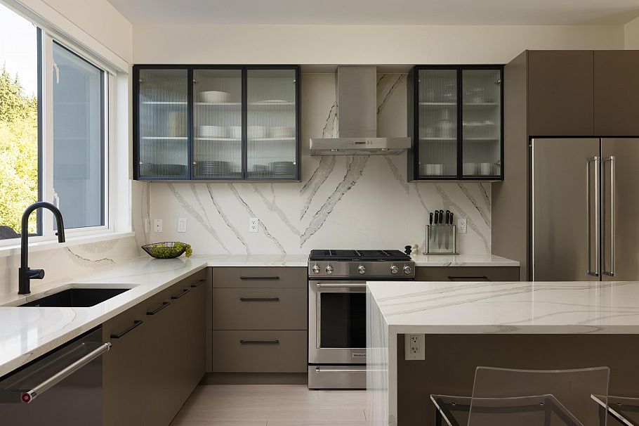 49 3597 Malsum Drive North Vancouver, BC - 14