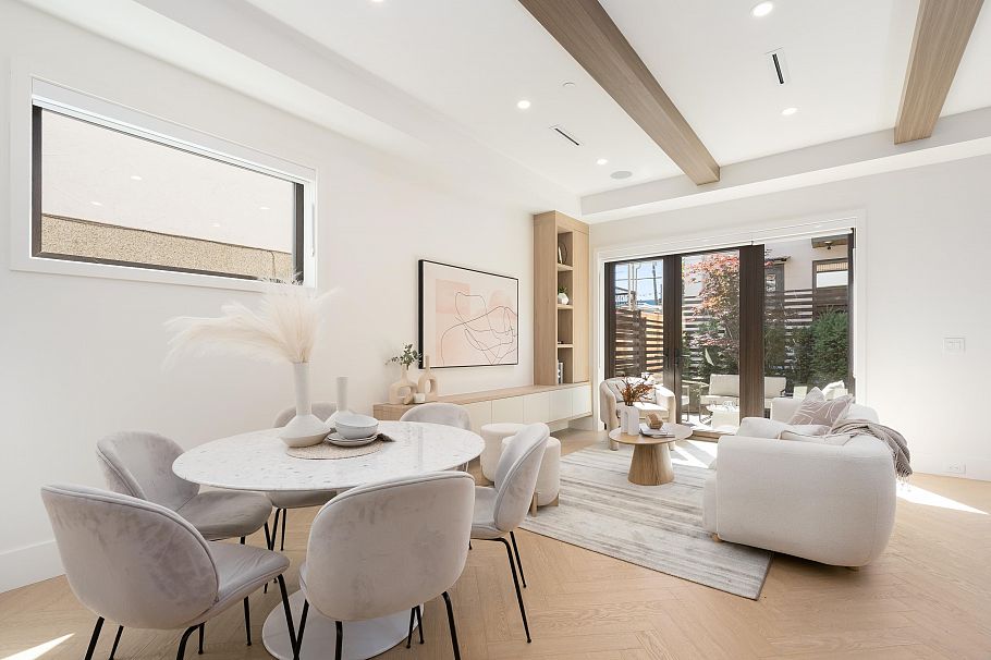 2 3391 Victoria Drive Vancouver, BC - 2