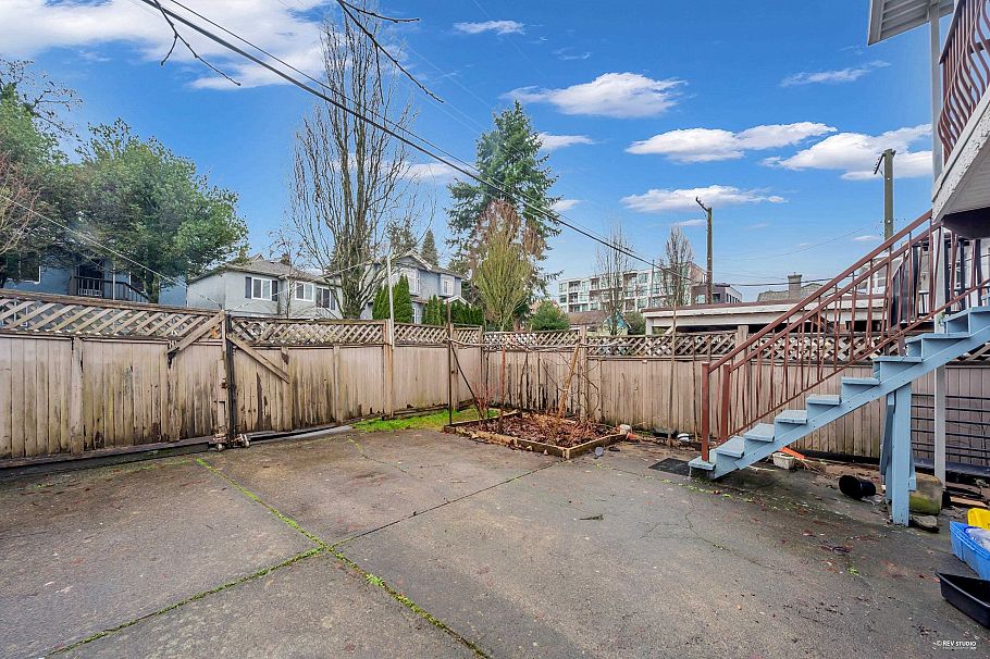 3334 Archimedes Street Vancouver, BC - 25