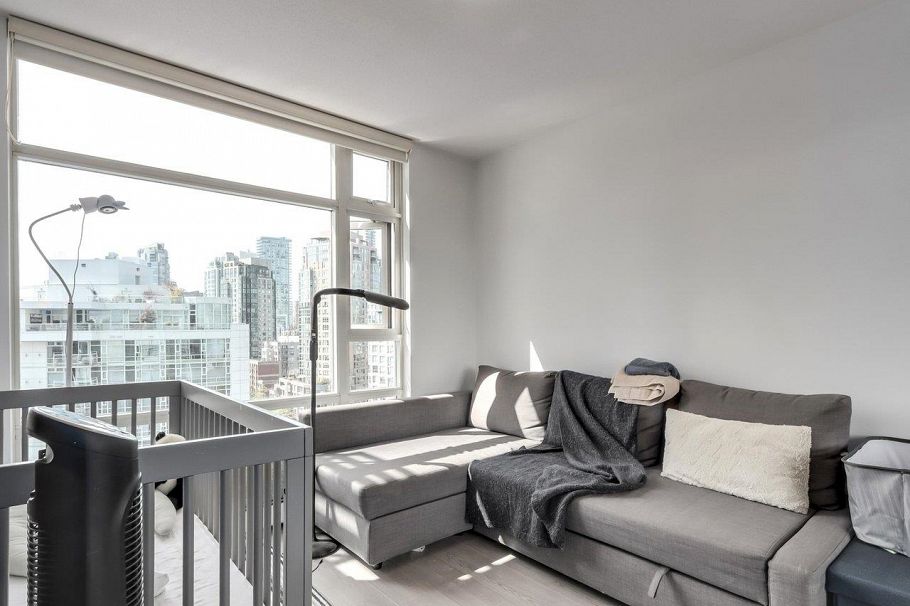 1708 198 Aquarius Mews Vancouver, BC - 20