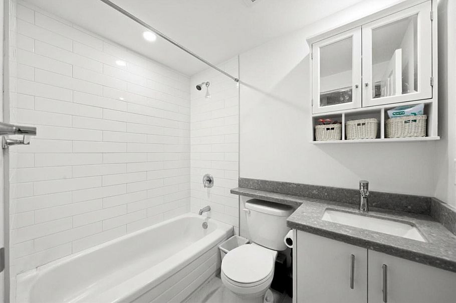 104 1549 Kitchener Street Vancouver, BC - 10