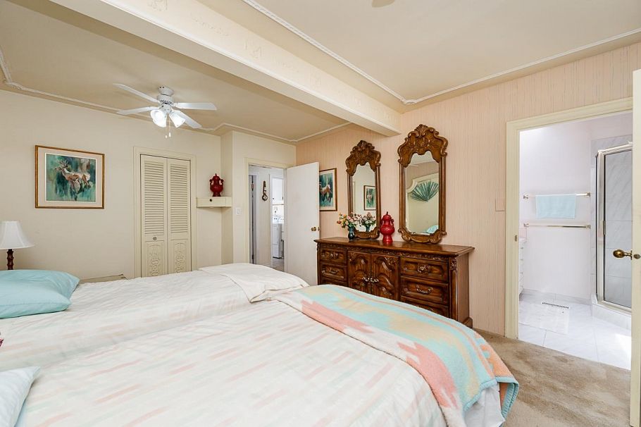 1110 Handsworth Road North Vancouver, BC - 13