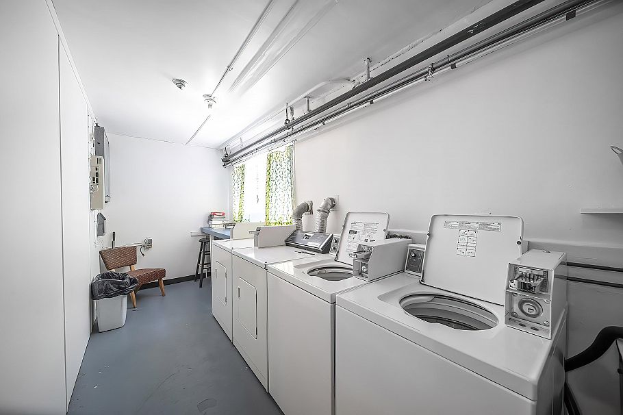 108 8622 Selkirk Street Vancouver, BC - 16