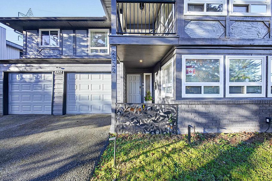 2322 Kirkstone Road North Vancouver, BC - 2