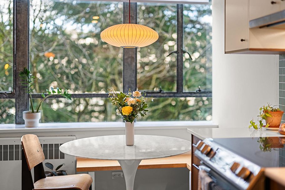 320 1445 Marpole Avenue Vancouver, BC - 9