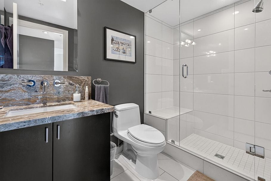 702 1205 W Hastings Street Vancouver, BC - 35