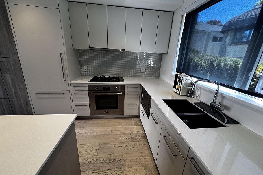 2 589 W King Edward Avenue Vancouver, BC - 9