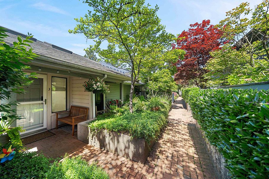 3 2118 Eastern Avenue North Vancouver, BC - 27