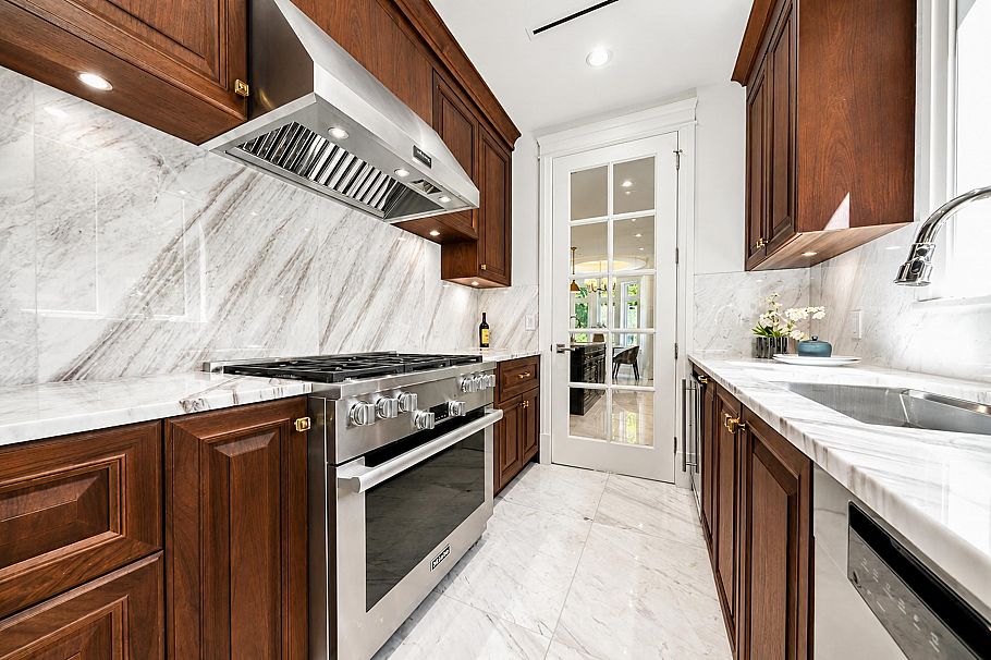 5188 Yew Street Vancouver, BC - 13