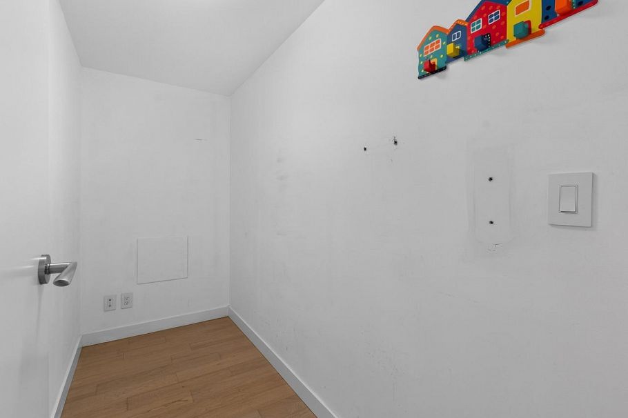 906 2221 E 30th Avenue Vancouver, BC - 20