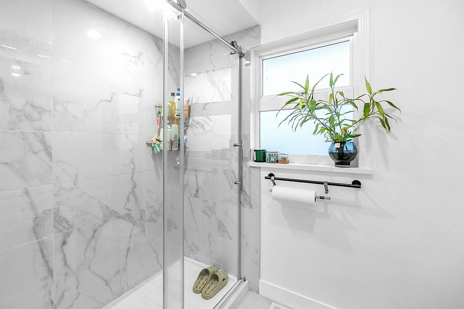 1698 Garden Avenue North Vancouver, BC - 19