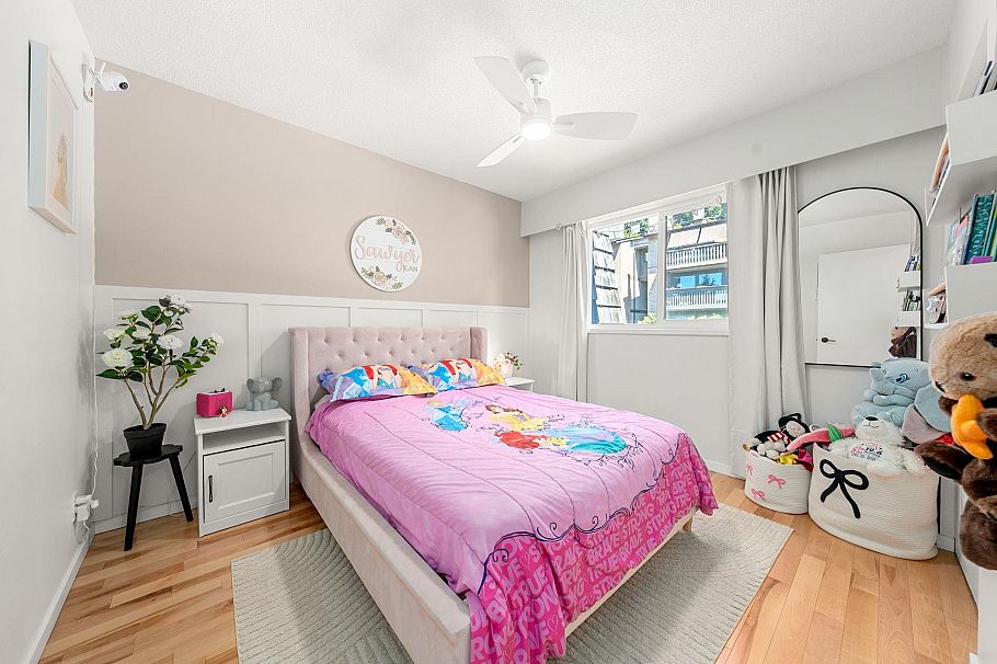 1206 Premier Street North Vancouver, BC - 23