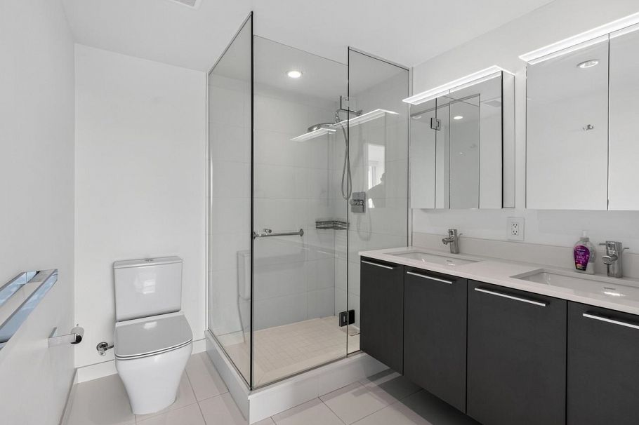 906 2221 E 30th Avenue Vancouver, BC - 18