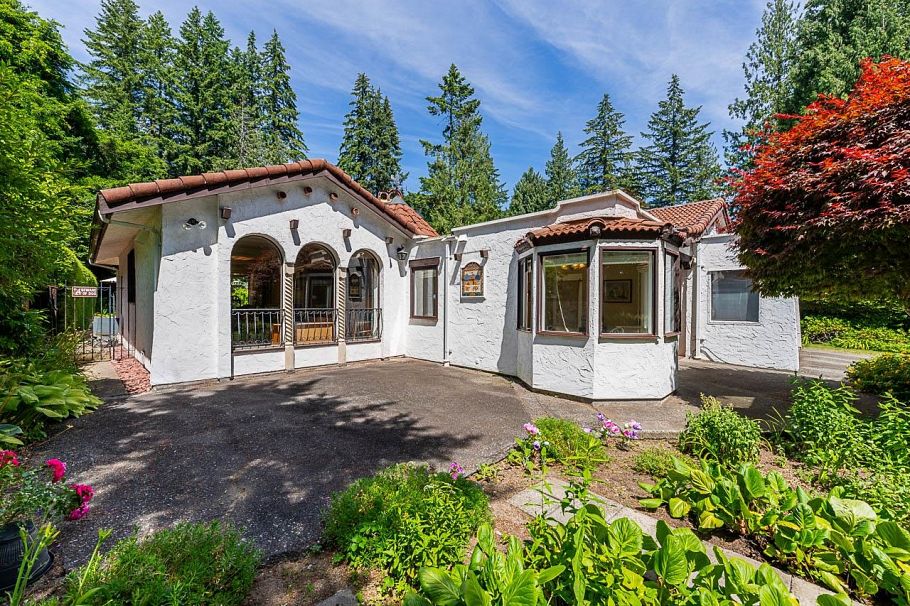 1110 Handsworth Road North Vancouver, BC - 4