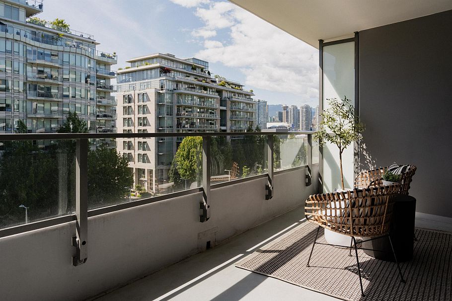 604 1688 Pullman Porter Street Vancouver, BC - 6