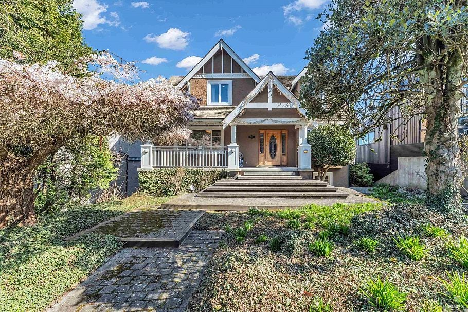 4389 Locarno Crescent Vancouver, BC - 1