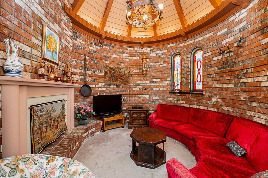 1110 Handsworth Road North Vancouver, BC - 9