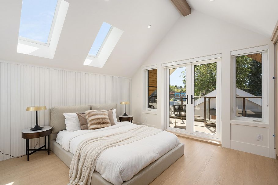 2 3391 Victoria Drive Vancouver, BC - 9