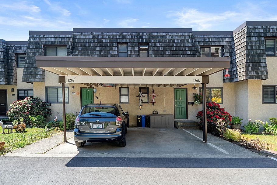 1206 Premier Street North Vancouver, BC - 31