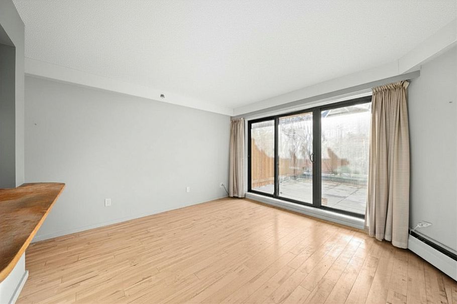 104 1549 Kitchener Street Vancouver, BC - 9