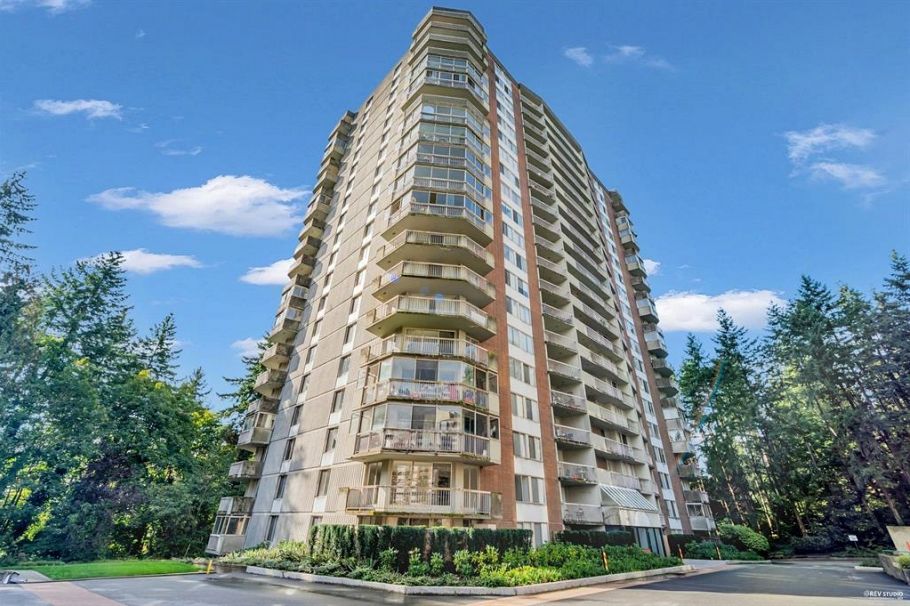 702 2024 Fullerton Avenue North Vancouver, BC - 1