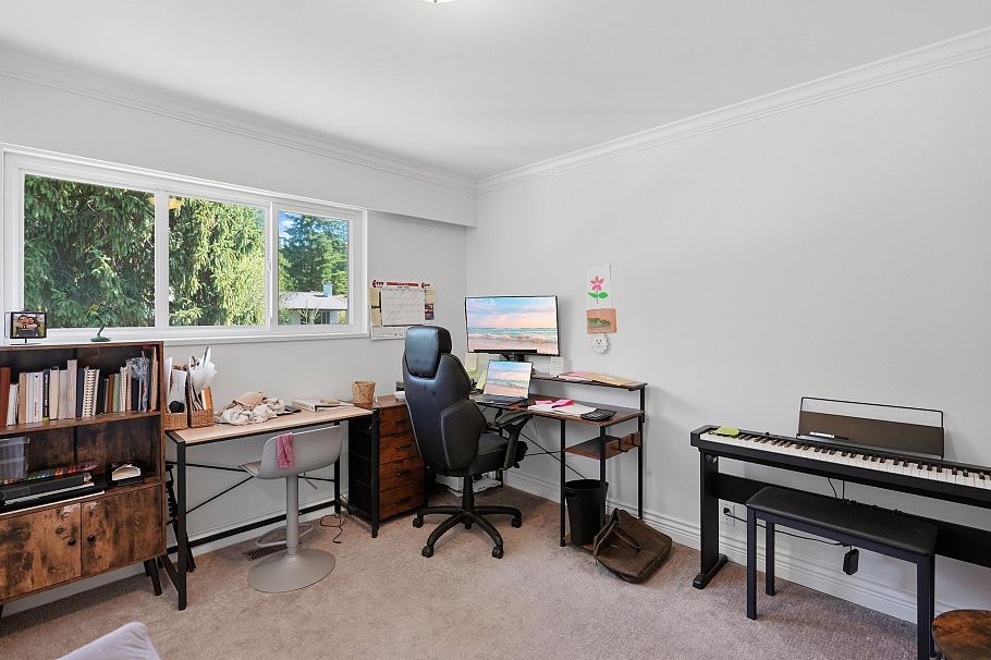 3693 Regent Avenue North Vancouver, BC - 22