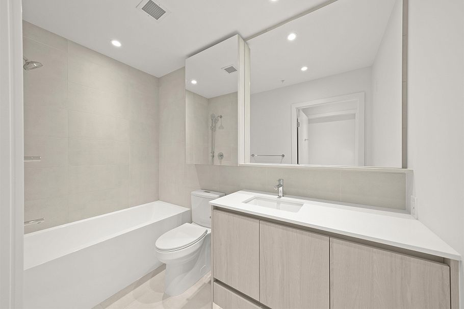 605 4928 Quebec Street Vancouver, BC - 23