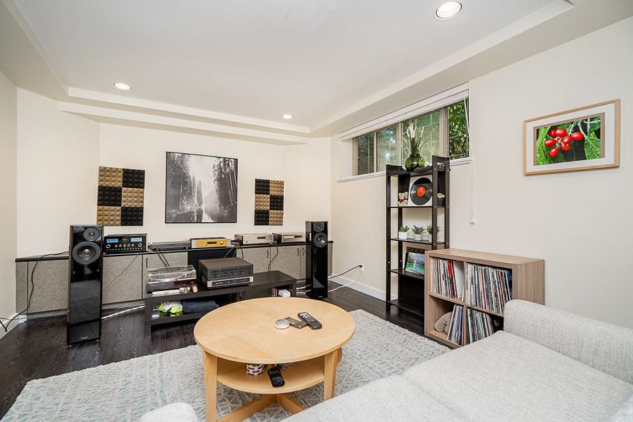 732 W 26th Avenue Vancouver, BC - 31