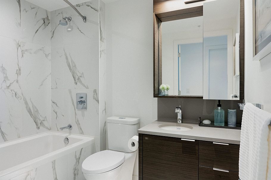604 1688 Pullman Porter Street Vancouver, BC - 14