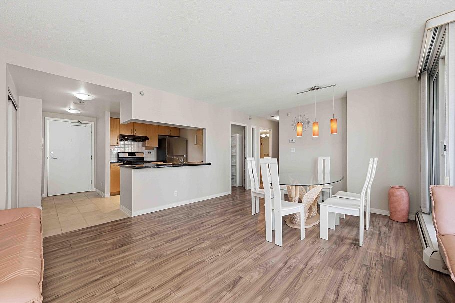 2303 1199 Marinaside Crescent Vancouver, BC - 13