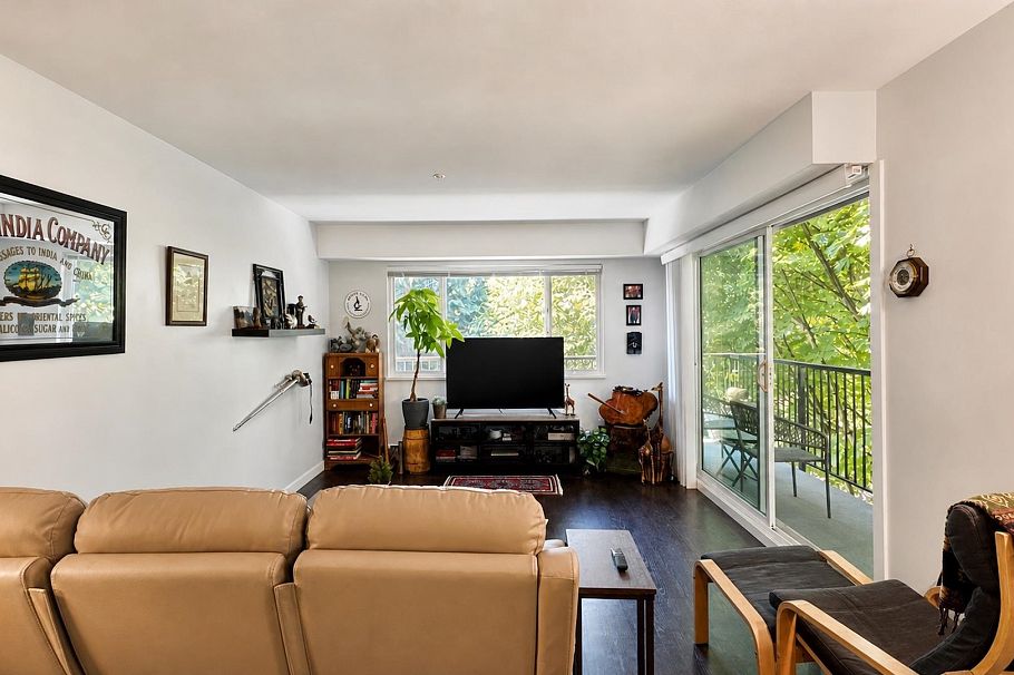 207 357 E 2nd Street North Vancouver, BC - 4