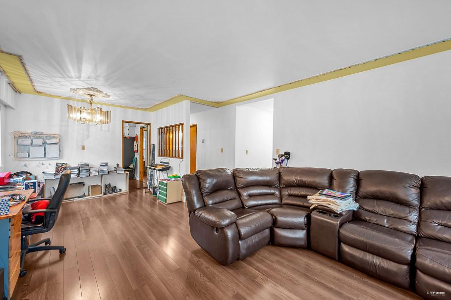 3334 Archimedes Street Vancouver, BC - 3