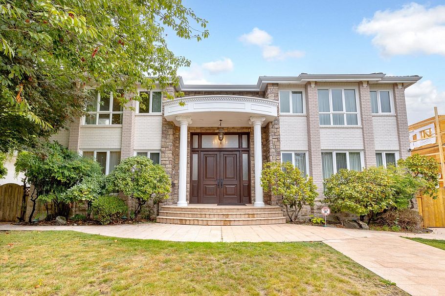 6968 Churchill Street Vancouver, BC - 1