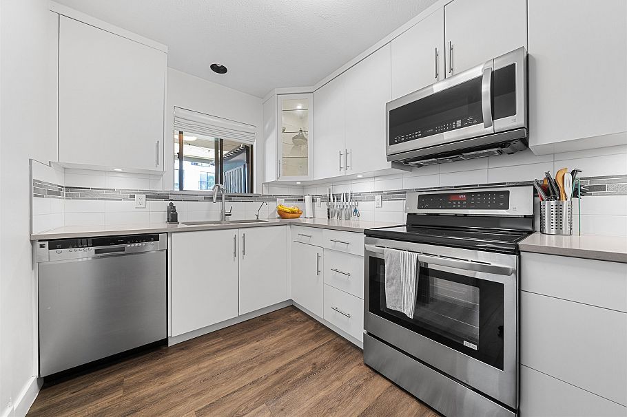 3 2118 Eastern Avenue North Vancouver, BC - 8