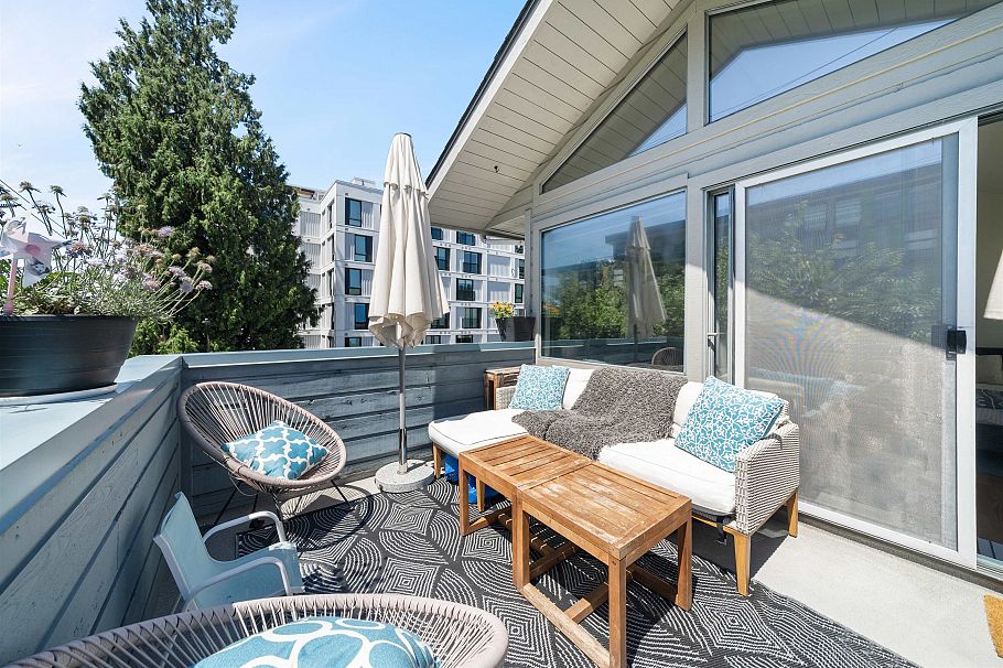 3 2118 Eastern Avenue North Vancouver, BC - 3
