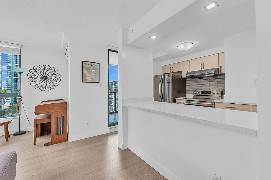 1706 1238 Melville Street Vancouver, BC - 15