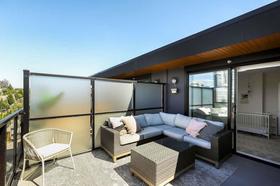 2288 E 33rd Avenue Vancouver, BC - 2