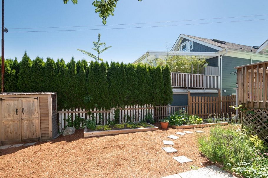 2777 Trinity Street Vancouver, BC - 30