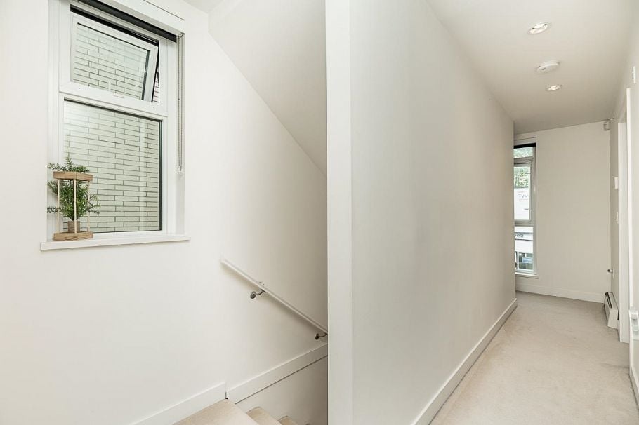 2 589 W King Edward Avenue Vancouver, BC - 12