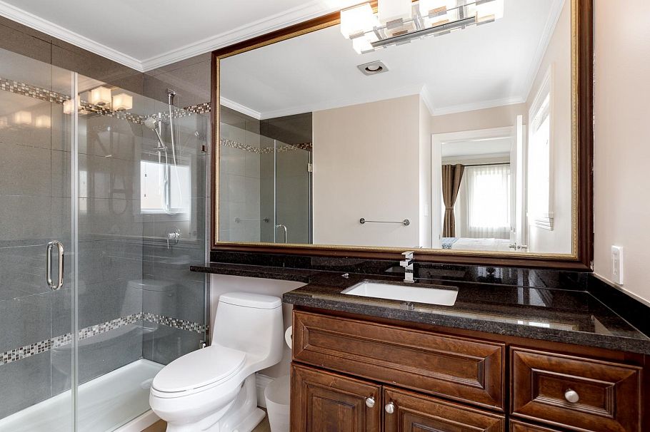 6968 Churchill Street Vancouver, BC - 35