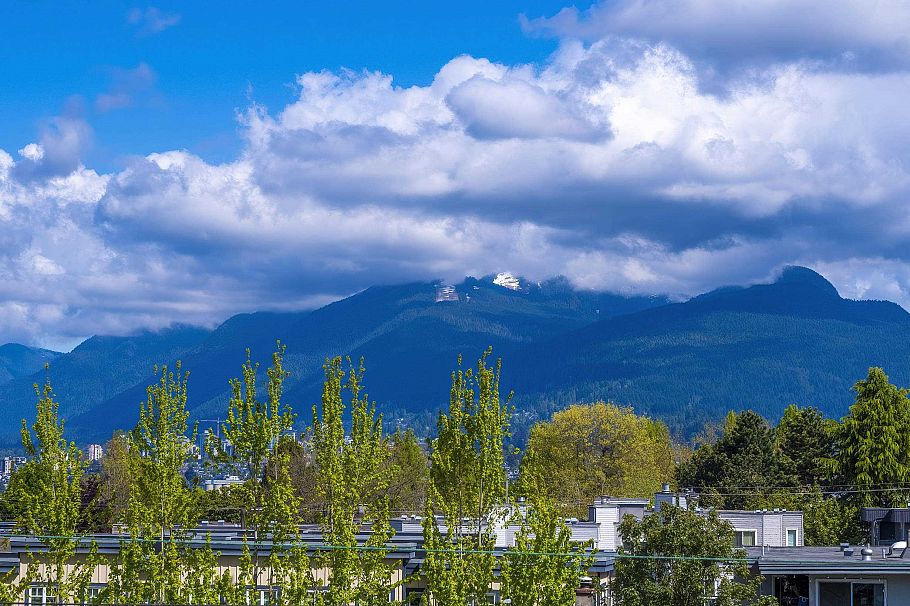 2275 Pandora Street Vancouver, BC - 25