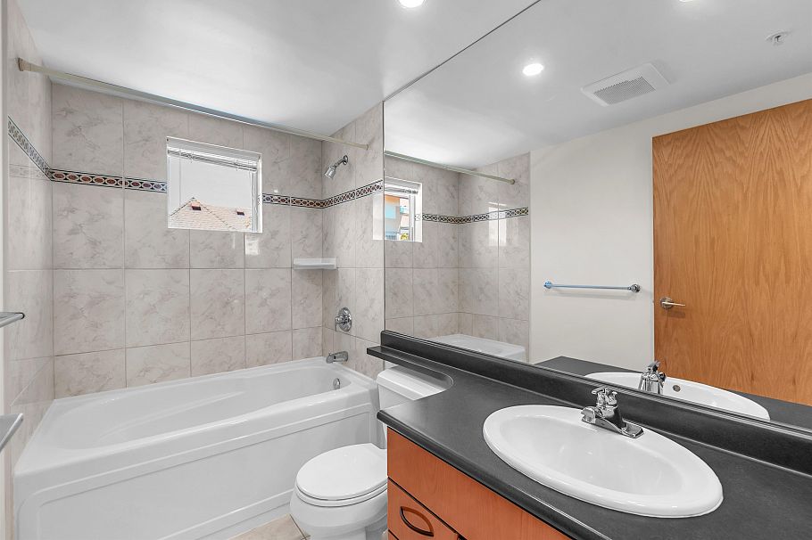 403 1818 West 6th Avenue Vancouver, BC - 17