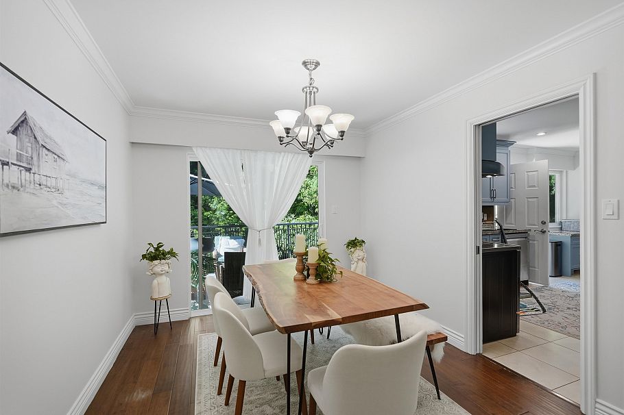 3693 Regent Avenue North Vancouver, BC - 11