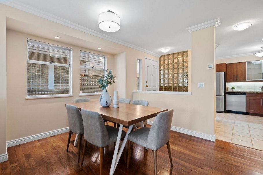 1 230 E Keith Road North Vancouver, BC - 6