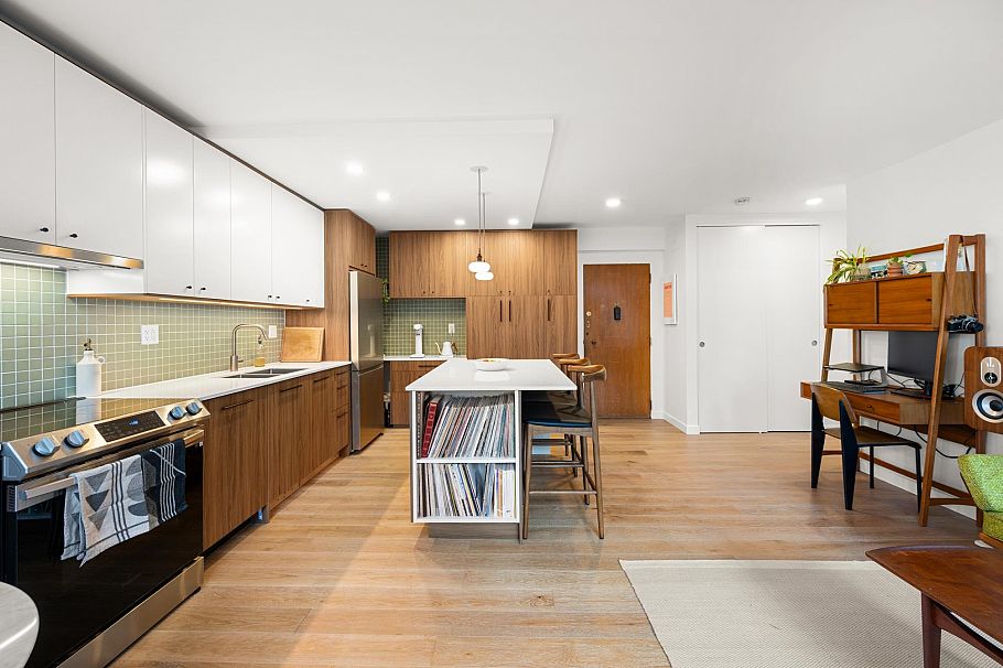320 1445 Marpole Avenue Vancouver, BC - 12