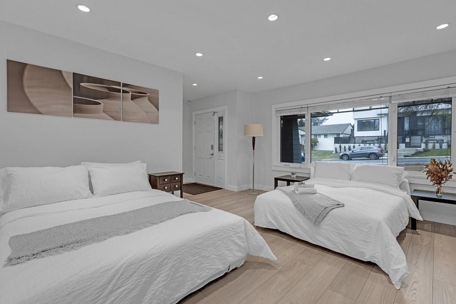 409 W 27th Street North Vancouver, BC - 21